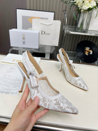 26S Slingback Pumps