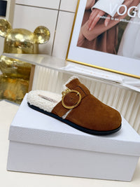 Médaillon Buckle Mules