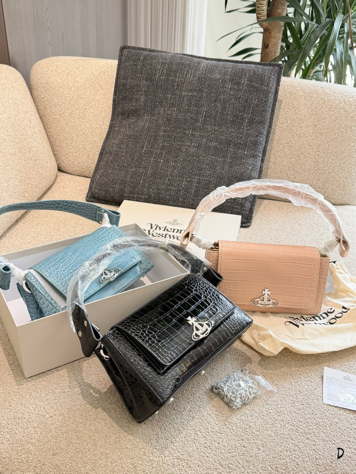 Hazel Croc-embossed Shoulder Bag