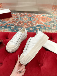 Low Top Sneakers
