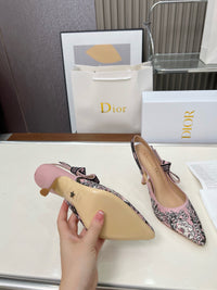 26S Slingback Pumps