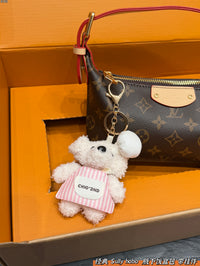 Hills Pochette Bag