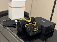19 Handbag