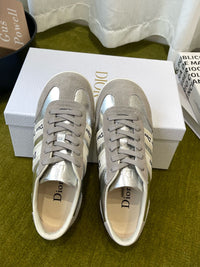 26S Ribbon Sneakers