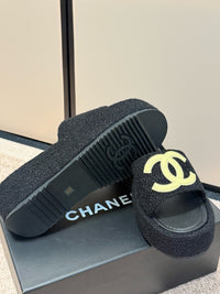 26K Platform Slides
