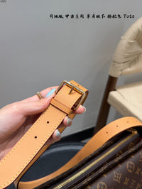 Multicolore Shoulder Bag