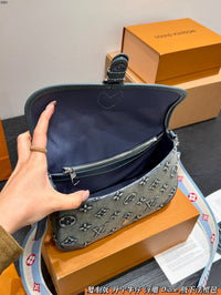 Diane Monogram Denim Bleu