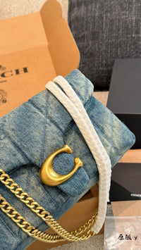 26 Tabby Shoulder Bag