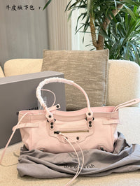 Le City Shoulder Bag