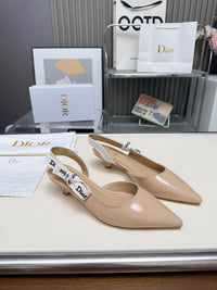 26S Slingback Pumps