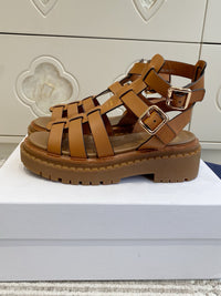 Monolith Fisherman Sandals