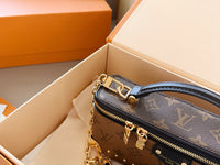Vanity Pouch Trunk Bag