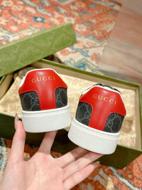 Low Top Sneakers