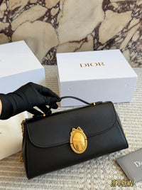 Médaillon Pouch