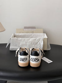 26S True Star Sneakers