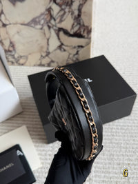 Halfmoon Bag