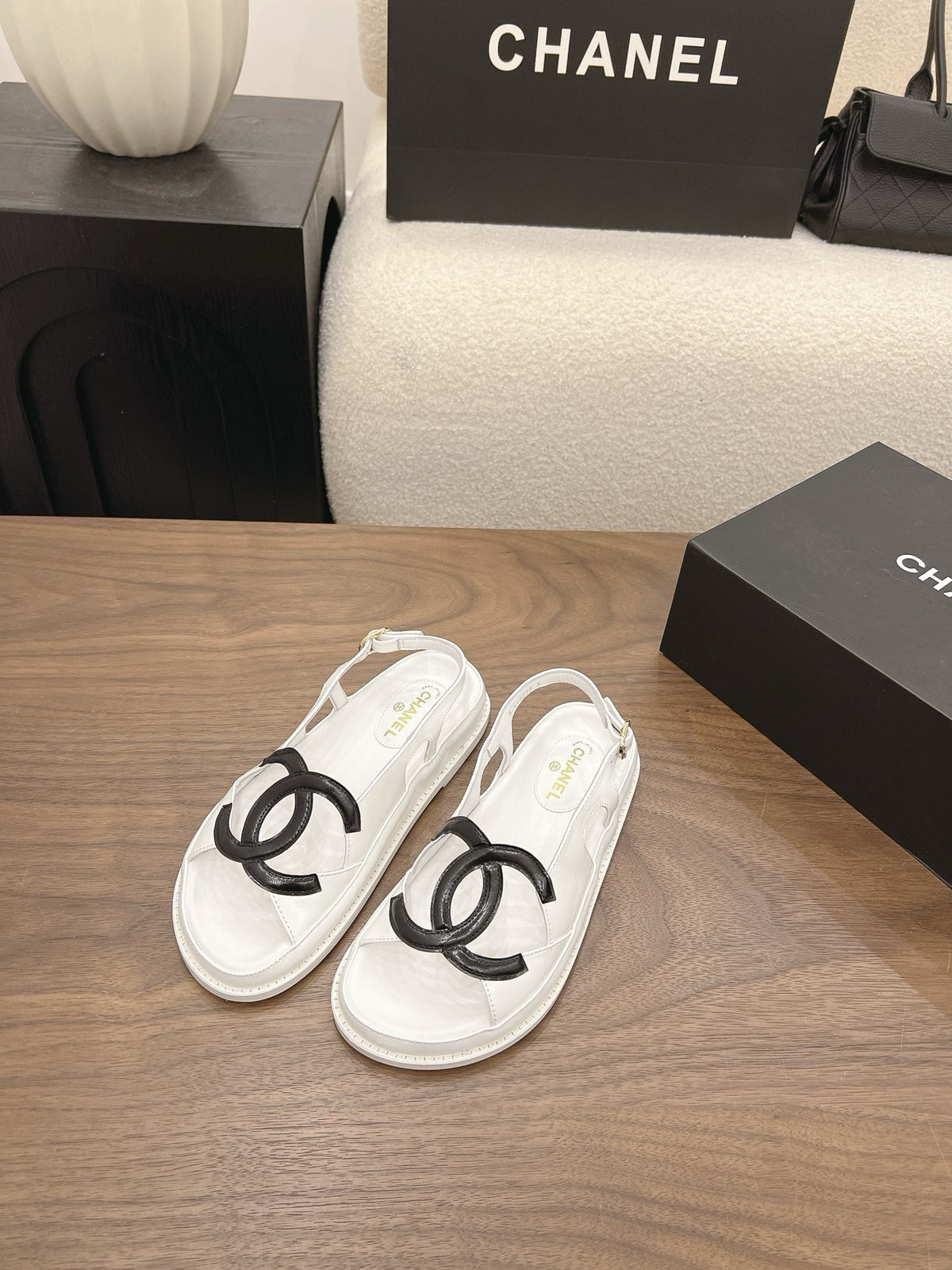 26B Casual Sandals