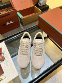 Fast Walk Sneakers