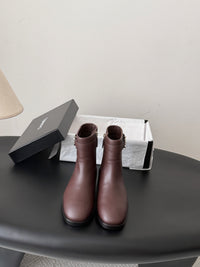 26K Leather Boots