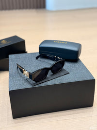 Medusa Biggie Sunglasses