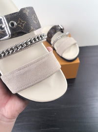 Vibe Comfort Mules