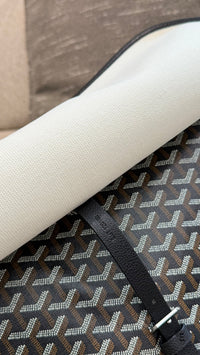 Capétien Messenger Bag