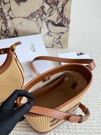 Bucket Cuir Triomphe Bag