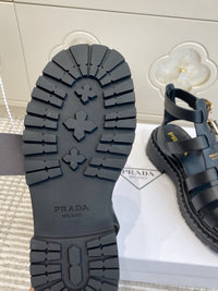 Monolith Fisherman Sandals