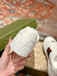 Low Top Sneakers