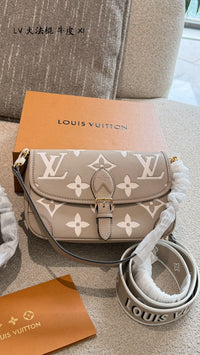 Diane Satchel