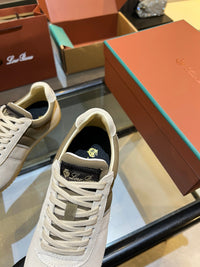 Fast Walk Sneakers