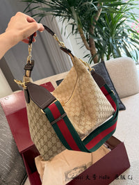 Brera Large Shoulder Bag