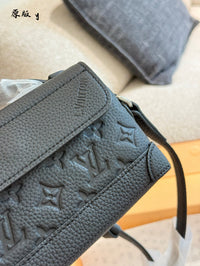 Steamer East West Wearable Wallet