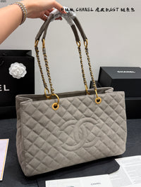 Grand Shopping Tote
