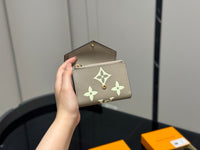 Victorine Wallet