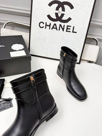 26B Ankle Leather Boots