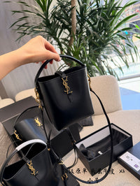 Le 37 Bucket Bag