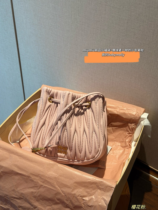 Matelassé Bucket Bag