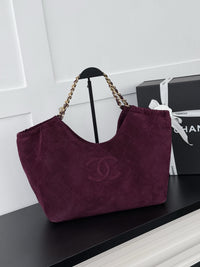 26C Suede Shopping Tote