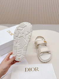 Dioract Sandals