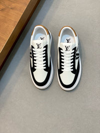 Beverly Hills Sneakers