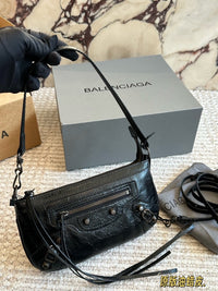 Le City Pouch Shoulder Bag