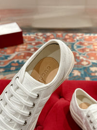 Low Top Sneakers