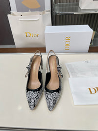 26S Slingback Pumps