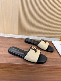 Capri Flat Mules
