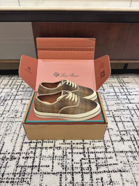 Nantucket Walk Sneakers