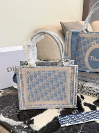 Book Tote