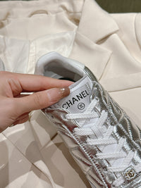 Low Top Sneakers