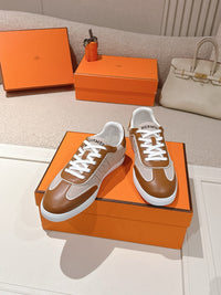 Boomerang Sneakers