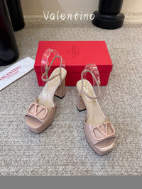 VLogo Signature Platform Sandals